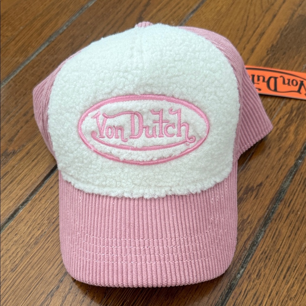 Von Dutch Pink and White Sherpa Logo Hat
